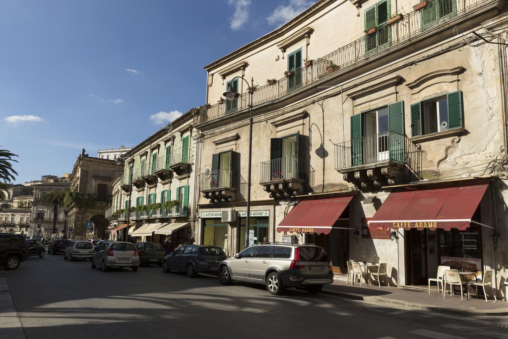 I Balconi Sul Barocco Villa Modica Szoba fotó